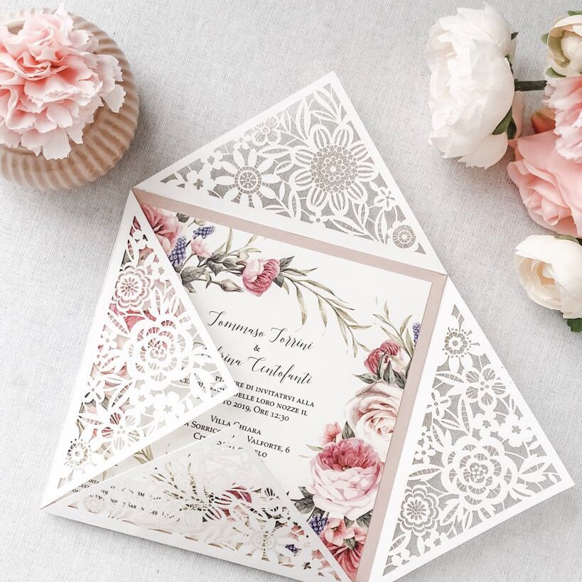 Hippie Themed Invite - Hippie Flowers