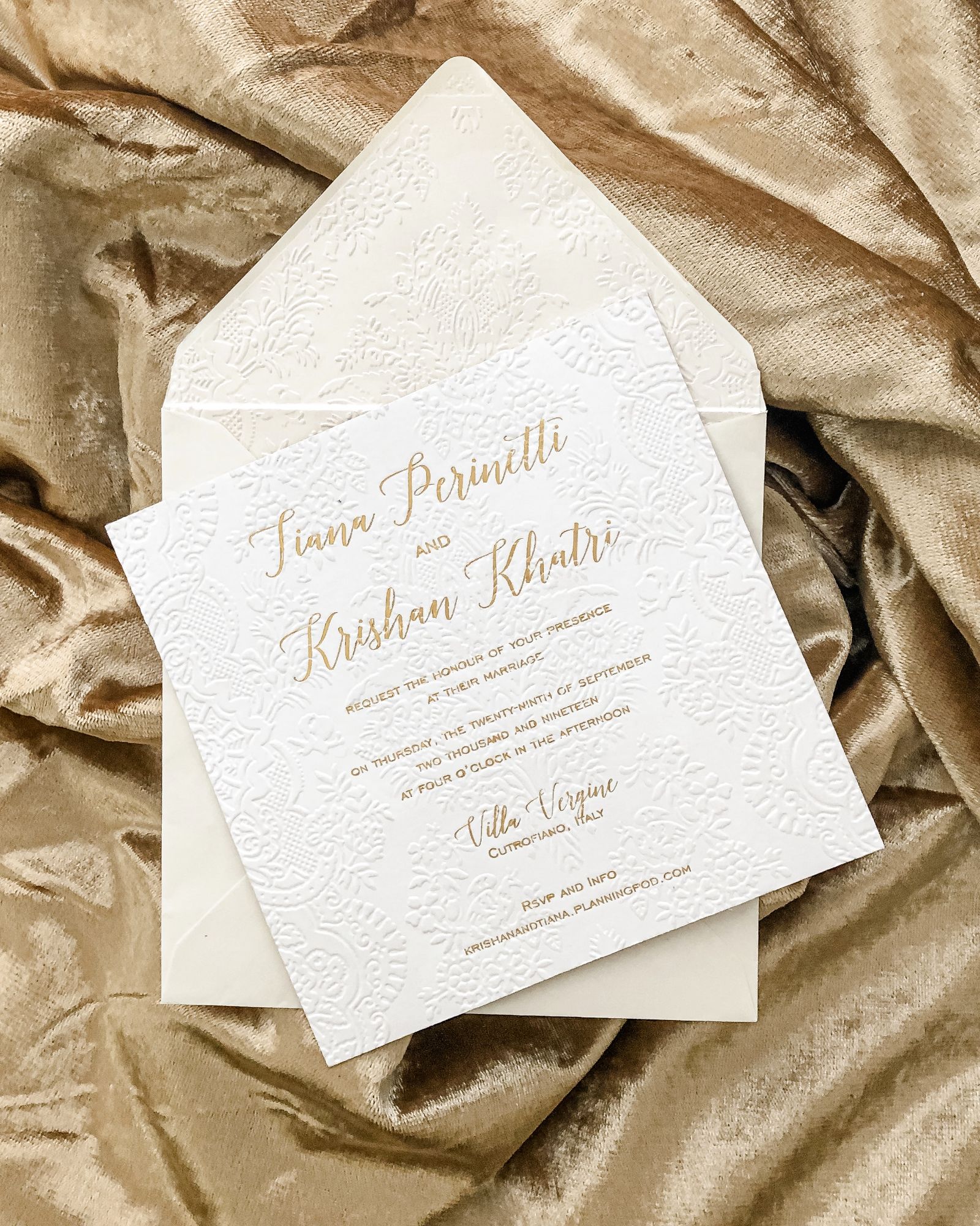 Damask Wedding Invitation - Rococo Fleurs - MarryMe by Amoretti
